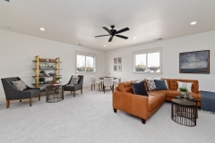 39-Upstairs-Bonus-Room