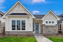 1_01-Front-of-Home-Lincoln